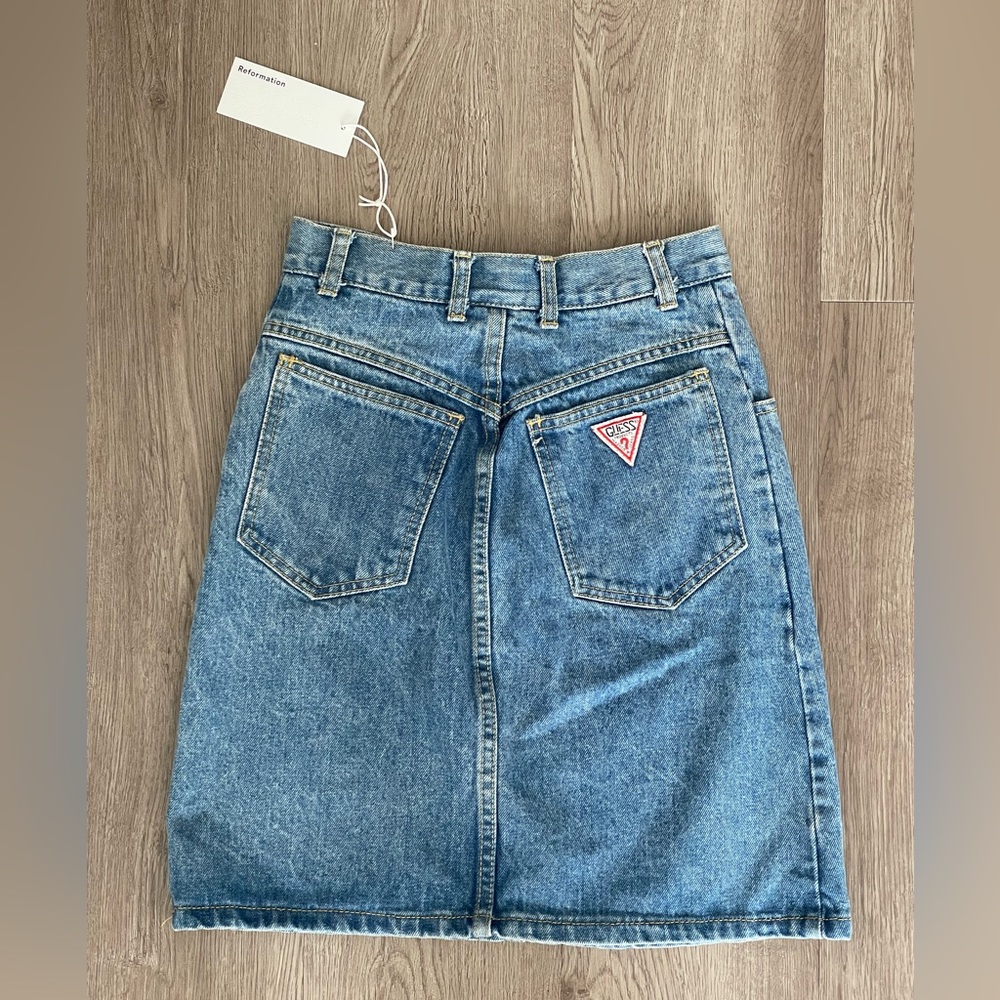 Reformation Vintage Guess Denim skirt size 0 - Picture 3 of 3